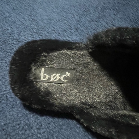 Clogs - Picture 3 of 4